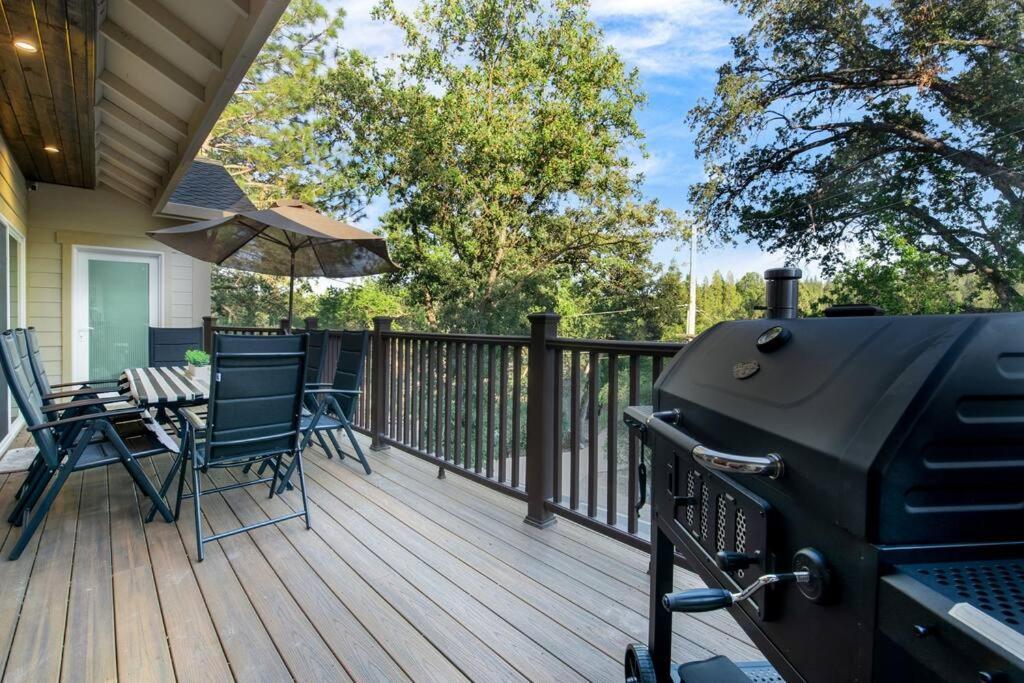 New Luxury Lake House In Pine Mountain Lake Close To Yosemite! Perfect For All Seasons! Great For Retreats, Getaways, Celebrations, And More! Groveland Esterno foto