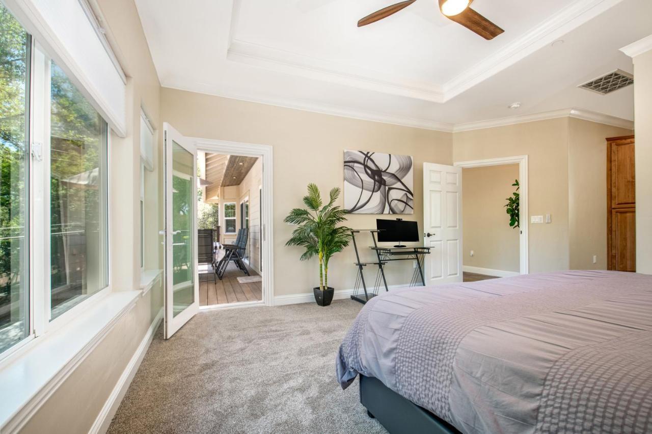 New Luxury Lake House In Pine Mountain Lake Close To Yosemite! Perfect For All Seasons! Great For Retreats, Getaways, Celebrations, And More! Groveland Esterno foto