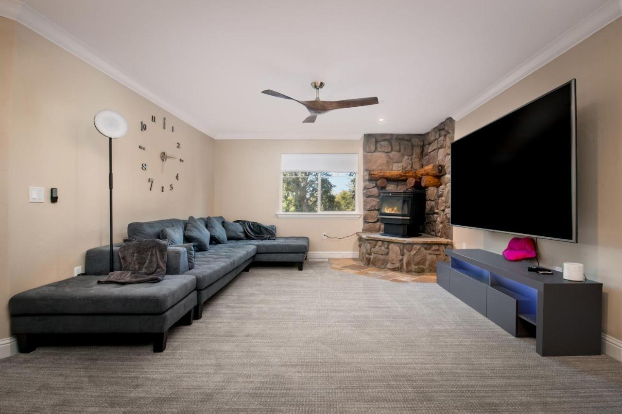 New Luxury Lake House In Pine Mountain Lake Close To Yosemite! Perfect For All Seasons! Great For Retreats, Getaways, Celebrations, And More! Groveland Esterno foto